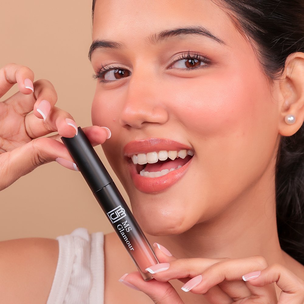 Lip Gloss with High Shine Glossy Finish for Fuller and Plump - JLO