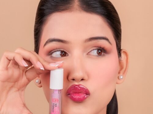 Nourishing Glossy Lip Oil - Shade Elixir