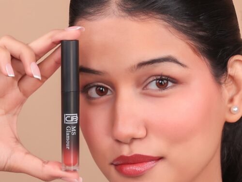 Lip Gloss with High Shine Glossy Finish for Fuller and Plump - Shabana